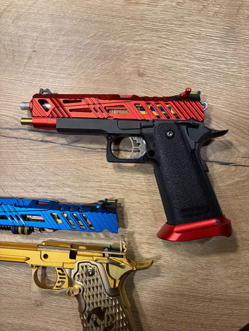 Bild 3 für Hi Capas ook aparte items