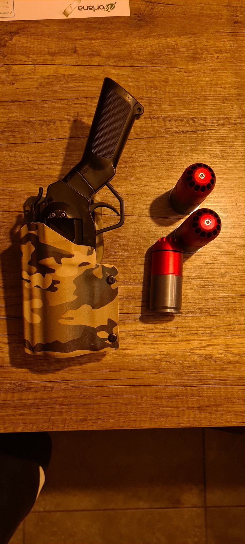 Image 1 pour Lot lance grenade cyma + 3 grenades 40mm + holster