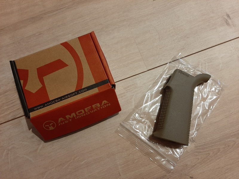 Imagen 1 de Ares M45 Slim Pistol Grip Type B DE