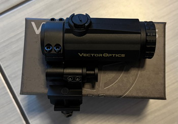 Imagen 2 de Vector Optics SCMF-31 Maverick-III 3x22 Magnifier