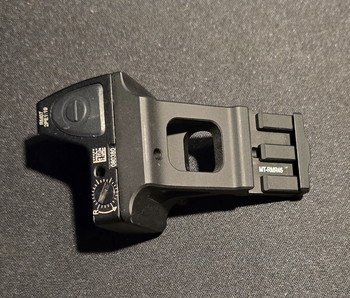 Image 2 for 45 graden offset mount + red dot origineel