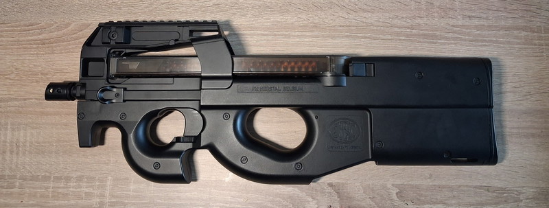Image 1 for CyberGun FN P90 (1 joule) - Inclusief 5 magazijnen