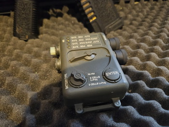 Image 4 pour Ares Amoeba M4 Honey  Badger incl EFCS Program unit