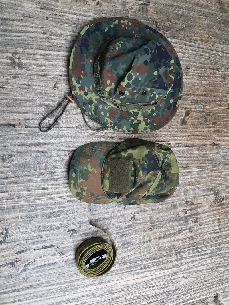 Afbeelding 1 van Flecktarn combat uniform met extra's