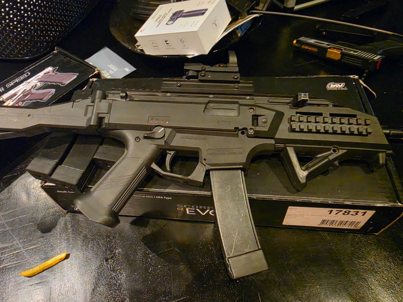 Image 1 for Scorpion evo 2 +we tech