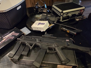 Image 2 for Scorpion evo 2 +we tech