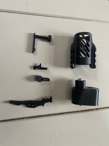 Afbeelding 2 van Body en accessoires G&G SSG1