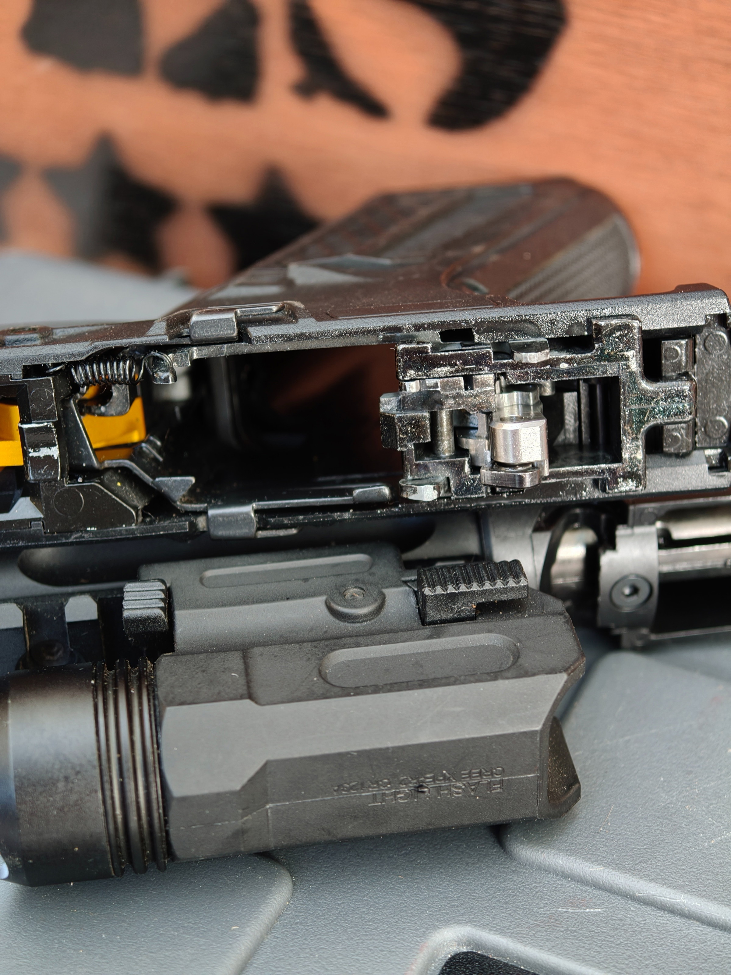 AAP-01 + UPGRADES + HPA ADAPTER + 2 MAGS + KOFFER - Airsoft Bazaar