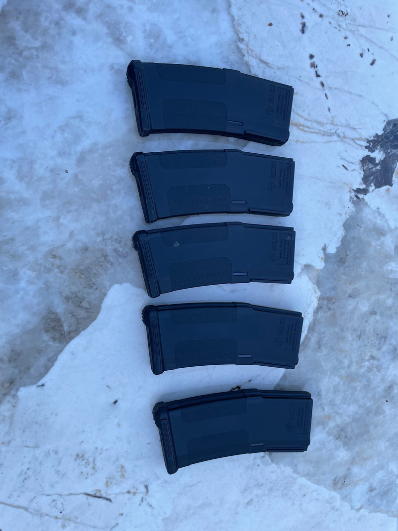 Imagen 1 de 5 M4 Gen 2 mid caps