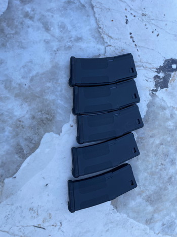 Imagen 2 de 5 M4 Gen 2 mid caps