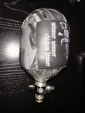 Imagen 3 de 0.8L carbon dominator tank