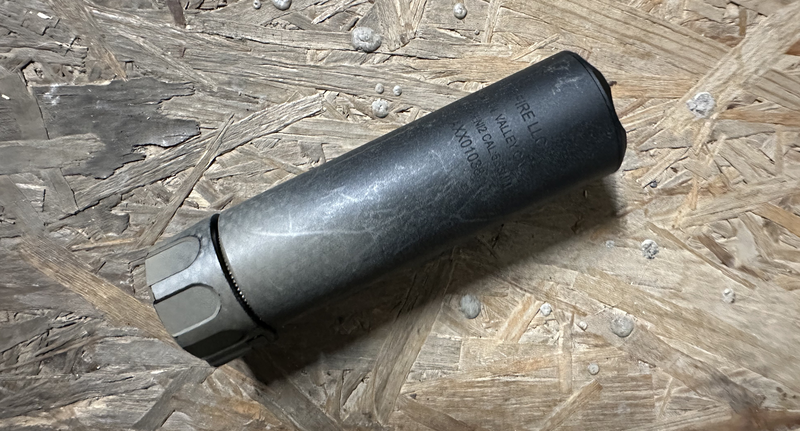 Afbeelding 1 van Surefire SOCOM 5.56 suppressor replica