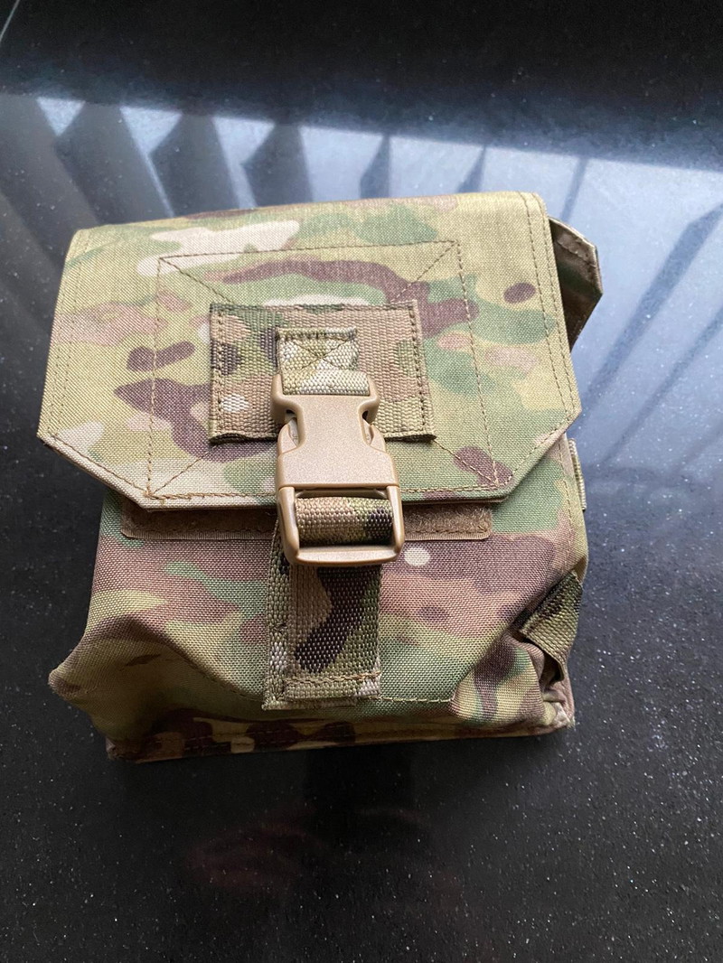 Image 1 pour M249 pouch 200round Pouch (Multicam)