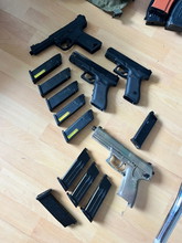 Image for 2 glocks, Ap01, ssx23