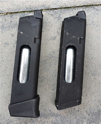 Image 2 for 2 c02 glock mags TM WE 17