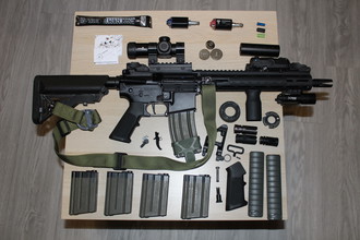 Afbeelding van Specna Edge M4 AEG fully internally upgraded + all attachments included. 100% working