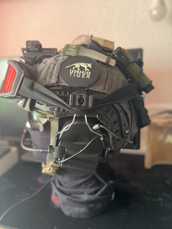 Bild 2 für Helmet met Accessoires