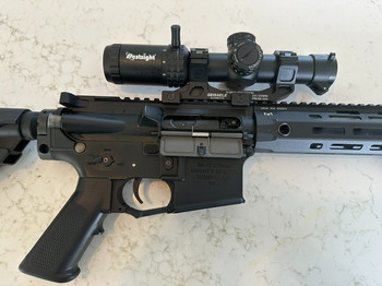 Bild 2 für G&G Knights Armament SR-15 Stoner rifle, Stille DMR Build