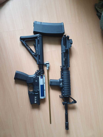 Bild 2 für Specna arms M4a1 met flat hop, mosfet en 6 magazijnen