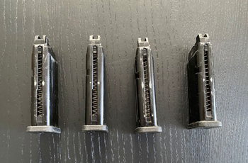 Bild 2 für Gebruikte, maar perfect werkende Glock 19,22 magazijnen te koop