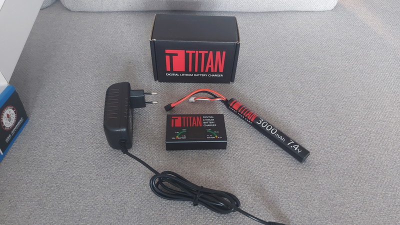 Bild 1 für Titan lader en batterij