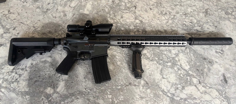 Imagen 1 de M4 Avalon Rapier DMR  |  VFC  |  AEG  |  F Mark