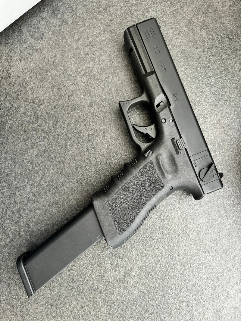 Afbeelding 1 van Umarex Glock 18c (vfc) Greengas