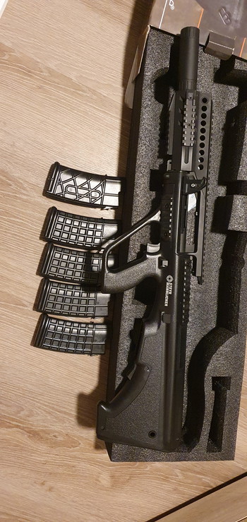 Afbeelding 2 van Steyr aug A3 MP met extra magazijnen