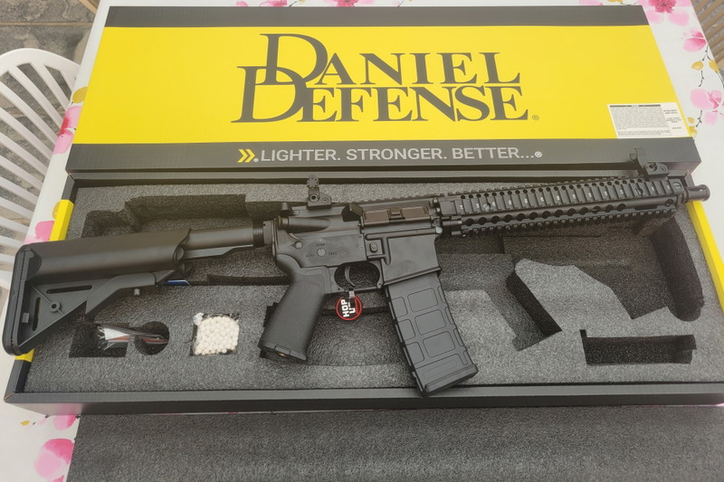 Image 1 for Daniel Defence M4a1 Aeg NIEUW
