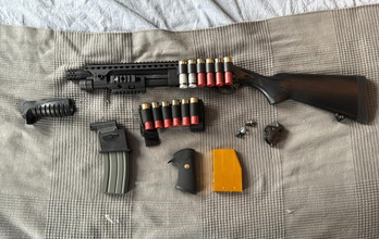 Image for Tokyo Marui GBB shotgun met extras