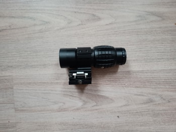 Afbeelding 3 van Flip up x3 magnifier