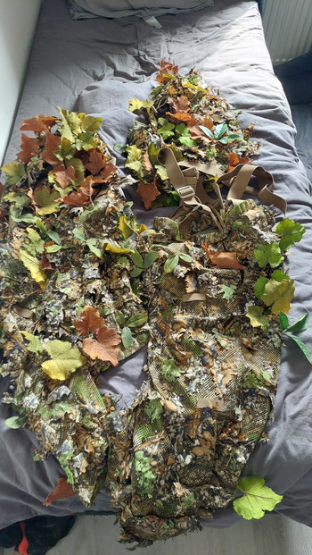 Image 5 for Novritsch ghillie + chest rig