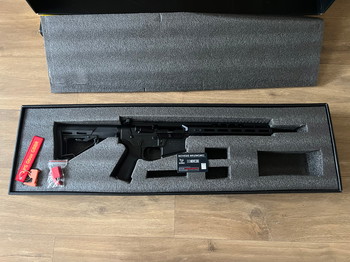 Bild 2 für EMG xUDR Noveske Gen 4 Shorty 10.5 GBB (nieuw in doos)