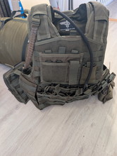 Afbeelding van COMPLEET Invader Gear MOD Combo Tactical Vest OD incl. pouches