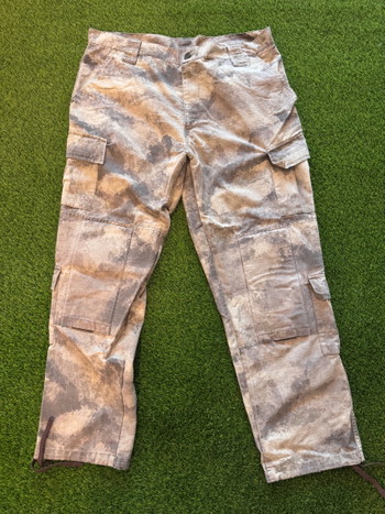 Image 2 for Complete outfit