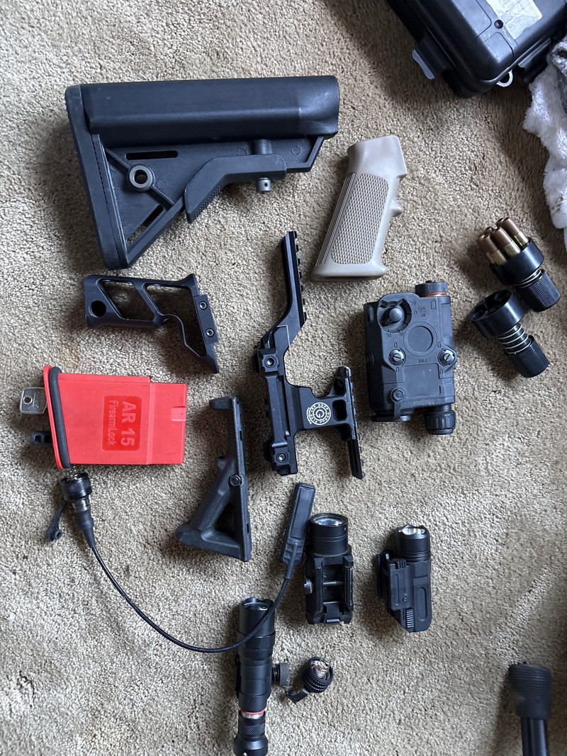 Image 1 for Gbrs group, attachments diverse