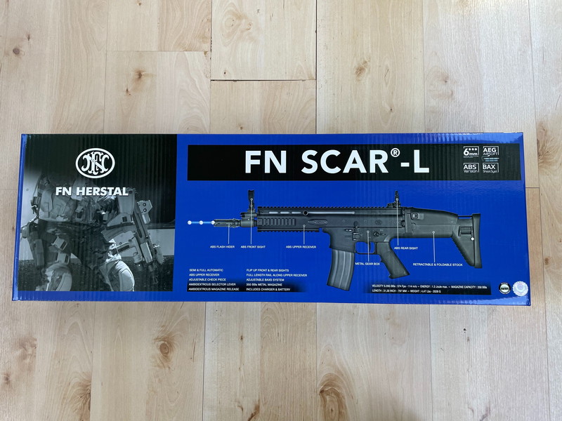 Bild 1 für FN Herstal SCAR-L Mk16 - Black - Cybergun/Cyma + Lipo + Lader & Mag