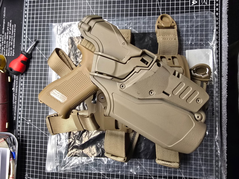 Afbeelding 1 van RADAR - HOLSTER GLOCK - ROTOR / SUPPORT + PLAQUE DE CUISSE