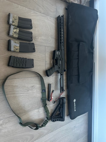 Bild 2 für Airsoft zet m4/gear/kleding