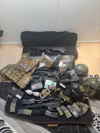 Image 2 for Complete Airsoft Set SSR4 LT32 AUG P99