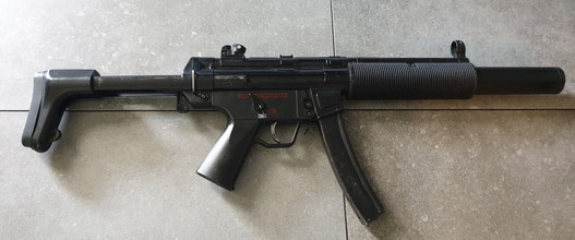 Afbeelding van JG MP5 met 5 mags