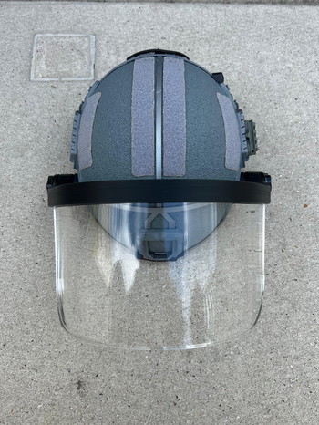 Bild 2 für Custom RePro Uberircht DSI Helm