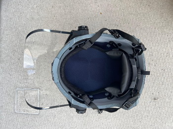 Bild 3 für Custom RePro Uberircht DSI Helm