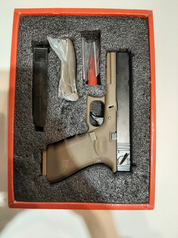 Image 2 for Raven Glock 18 Tan Gen. 4 Automatic