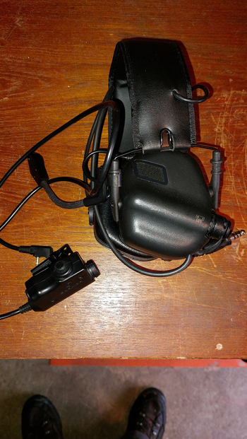 Image 3 for Earmor headset m32 and ptt