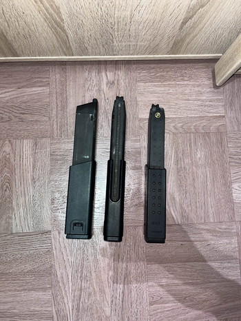 Bild 3 für KWA KRISS VECTOR met originele doos en 3 mags