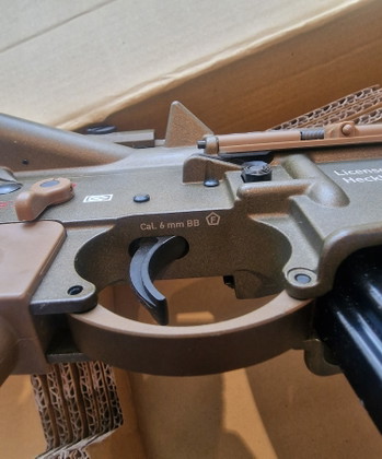 Image 3 for VFC 416GBB V2 RAL8000 