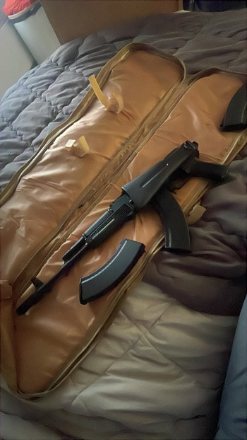 Bild 2 für CYMA CM040C AK74M + 3 Midcaps + 2 LiPo's