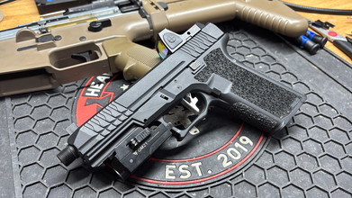 Image pour Custom Glock G17 - P80