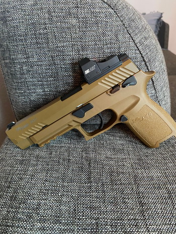 Bild 2 für SigSauer P320 M17 met red dot